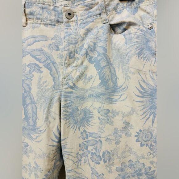J. Jill Blue and White Floral Cropped Jeans - Picture 2 of 8